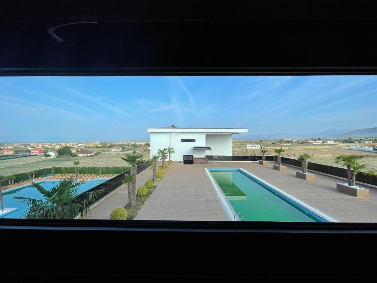 Deluxe Resort And Spa Koplik 외부 사진