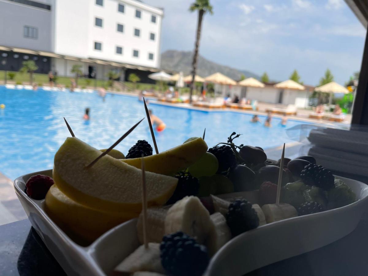 Deluxe Resort And Spa Koplik 외부 사진