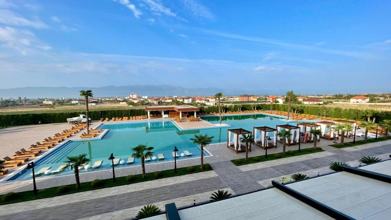 Deluxe Resort And Spa Koplik 외부 사진