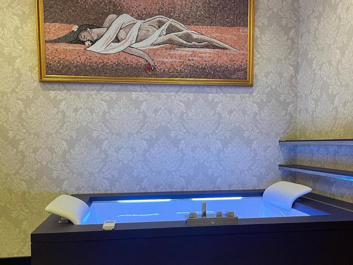 Deluxe Resort And Spa Koplik 외부 사진