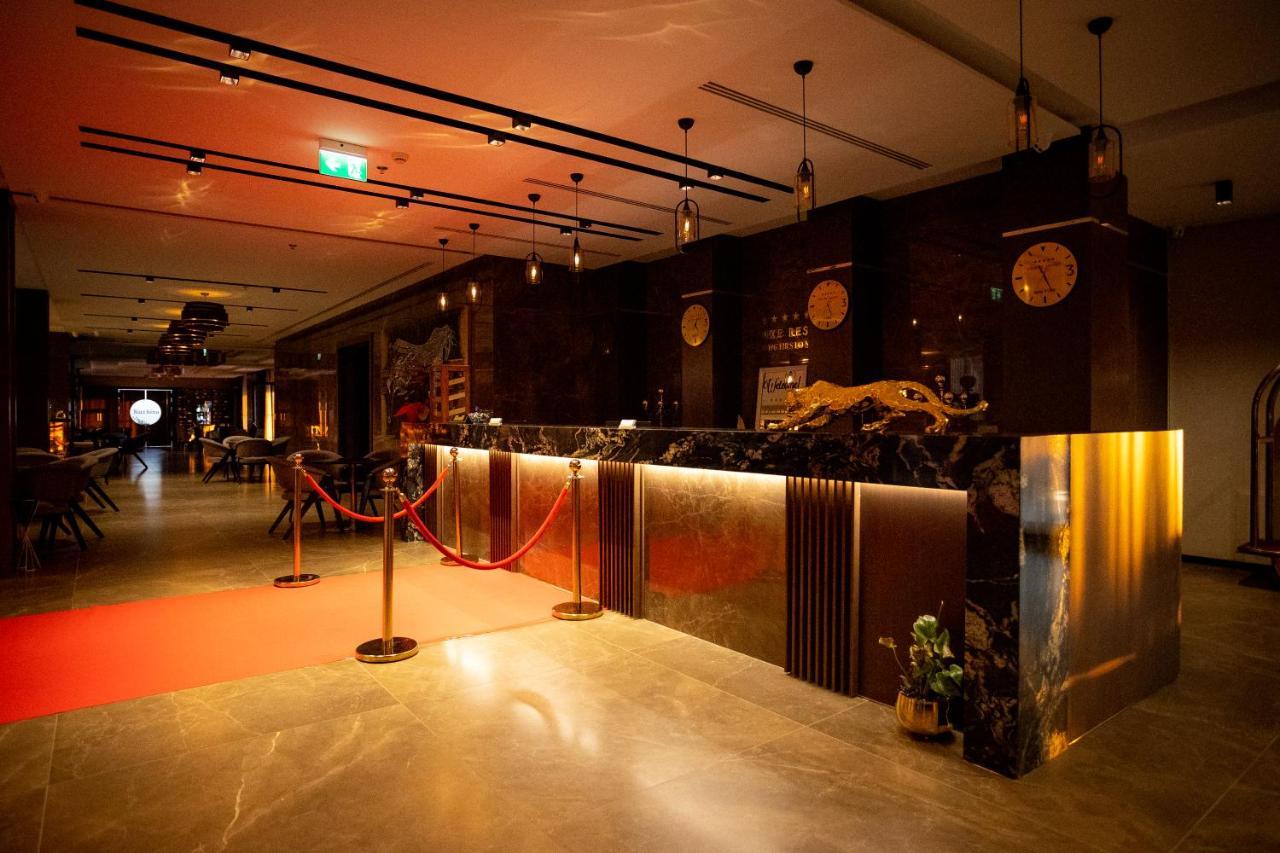Deluxe Resort And Spa Koplik 외부 사진
