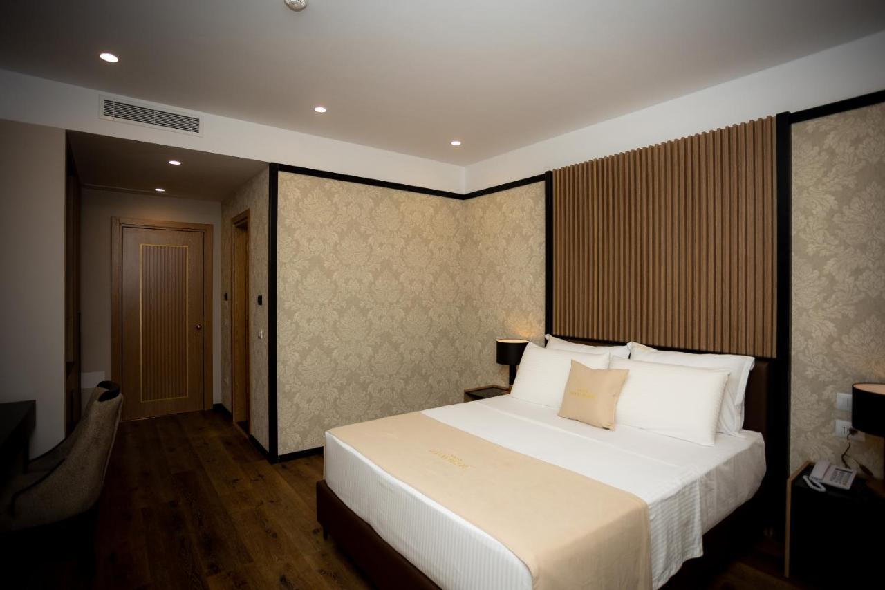 Deluxe Resort And Spa Koplik 외부 사진